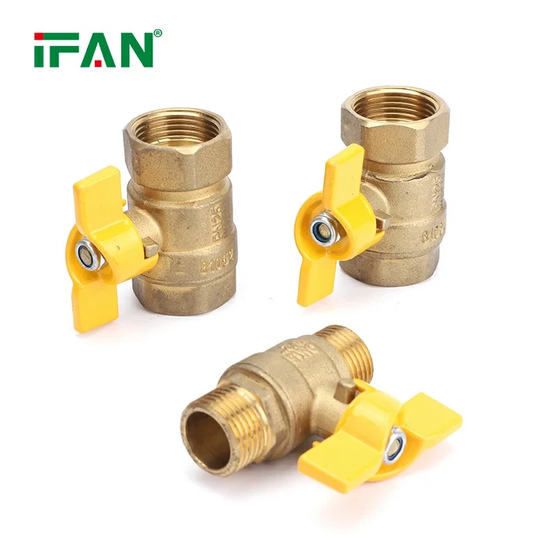 Comhla Liathróid Práis don Chóras Gáis